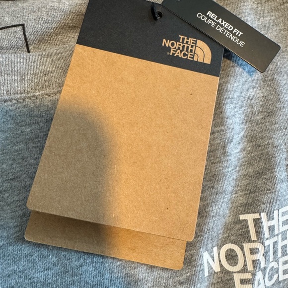 The North Face Relaxed Short-Sleeve Tee Grey - Picture 7 of 7